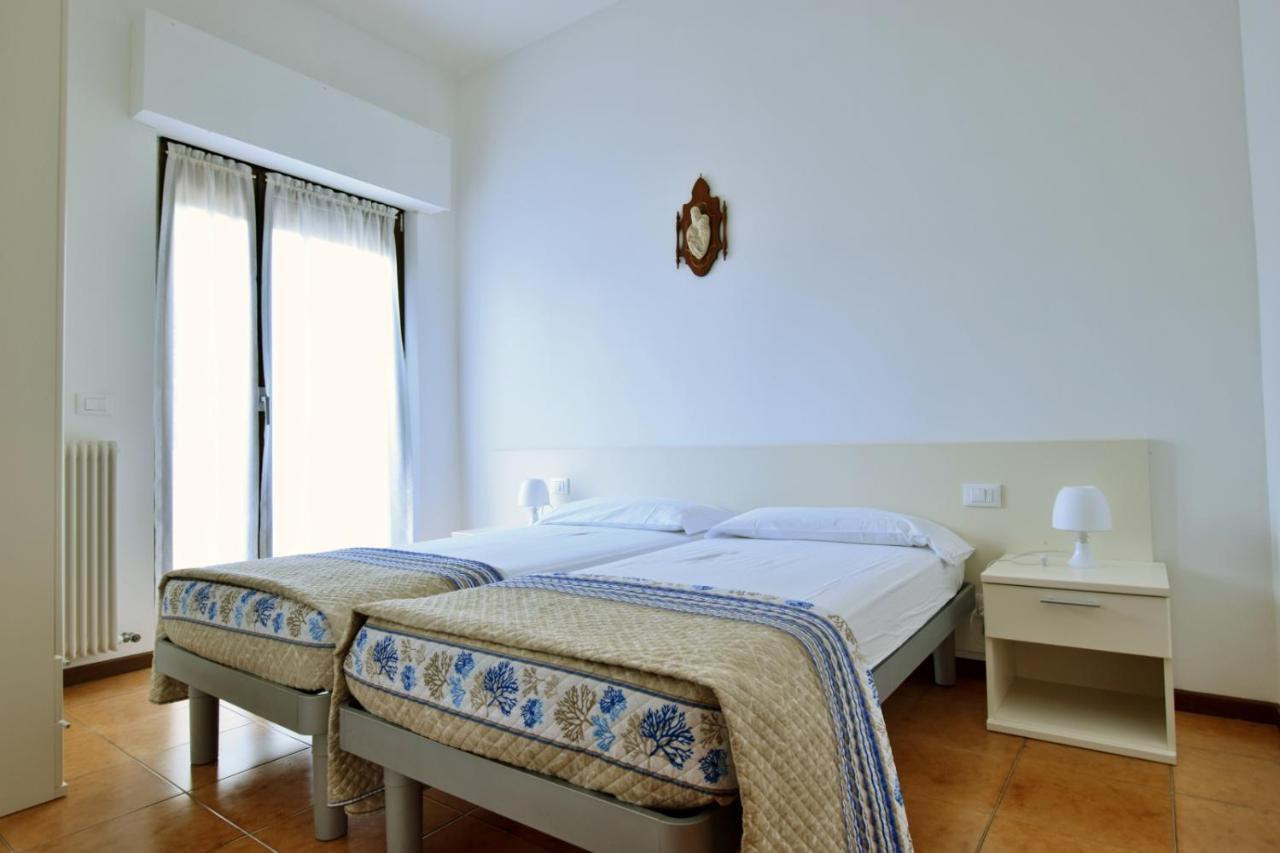 Villa Lory Lignano Sabbiadoro Exterior photo
